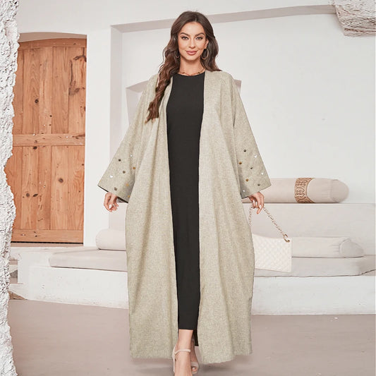 Linned Kimono med broderede hjerter